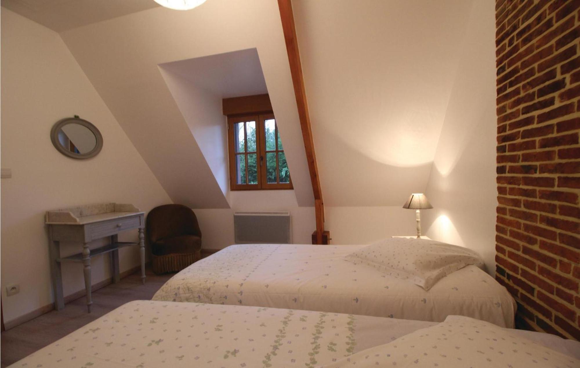 Beautiful Home In Le Bourg-Dun With Kitchen Extérieur photo